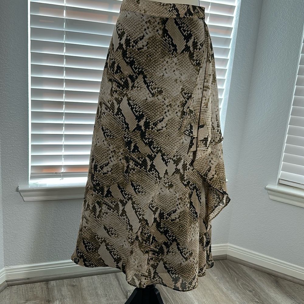 Snake skin print skirt